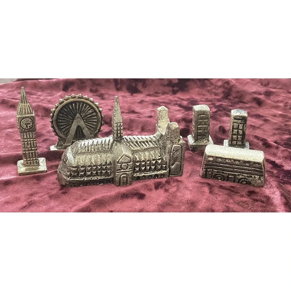 Pottery Barn ~ London City Set ~ Miniature Die Cast Metal Landmarks & Vehicle